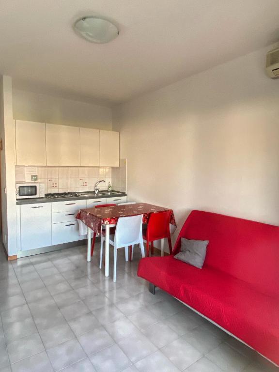 Grazioso Appartamento n 76 a 100mt dal mare - Chambres d'hôtes Bibione
