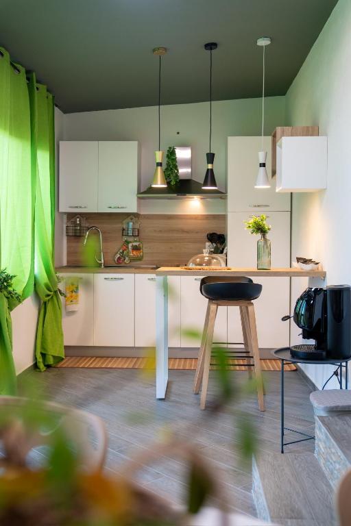 Intero Appartamento con Vasca Idromassaggio e Solarium - Villa Ciaculli - B&B Palermo