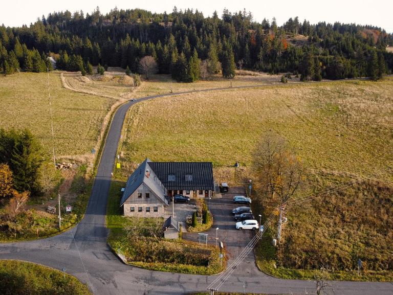 Lenhart's Ryžovna by Mountain ways - B&B Boží Dar