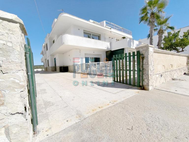 Appartamento La Torre Primo Piano Vista mare Puglia On line - B&B Tremezzo