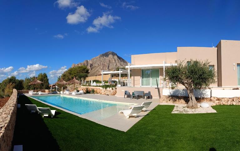 Luxury Rooms Marenaria and SPA - B&B Custonaci