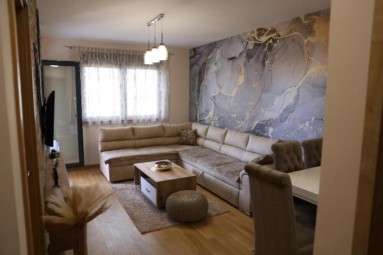 Royal73 - Ferienwohnung Zlatibor