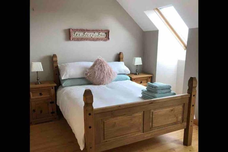 Beautiful one bed apartment in excellent location - B&B An Spidéal