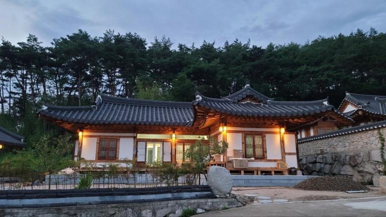 Lee Cho Hanok - B&B Gyeongju