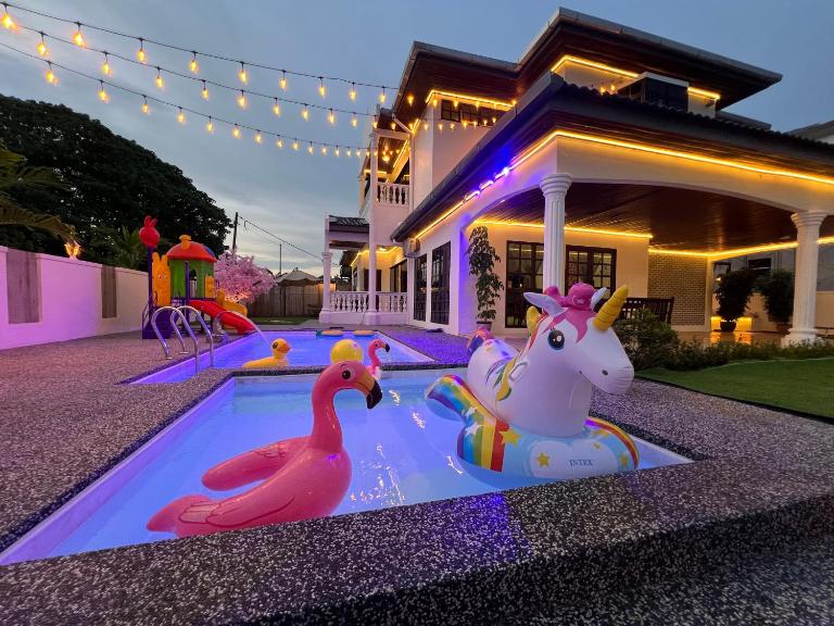 C&C Villa Pool Ipoh - B&B Ipoh