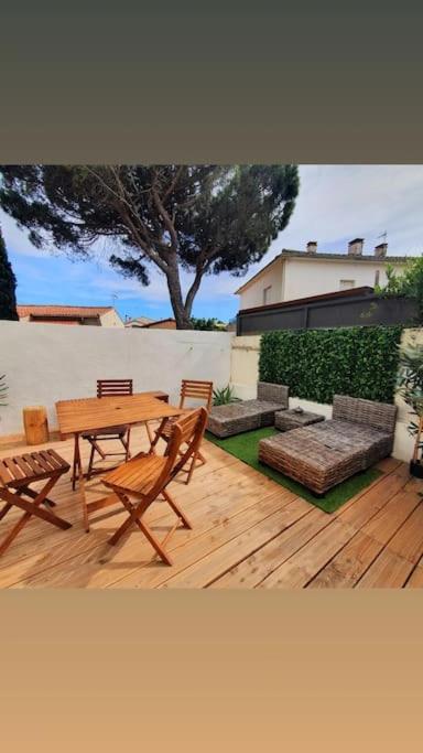 2 terrasses JolieT2 clim, parking privé - Chambres d'hôtes Canet-en-Roussillon