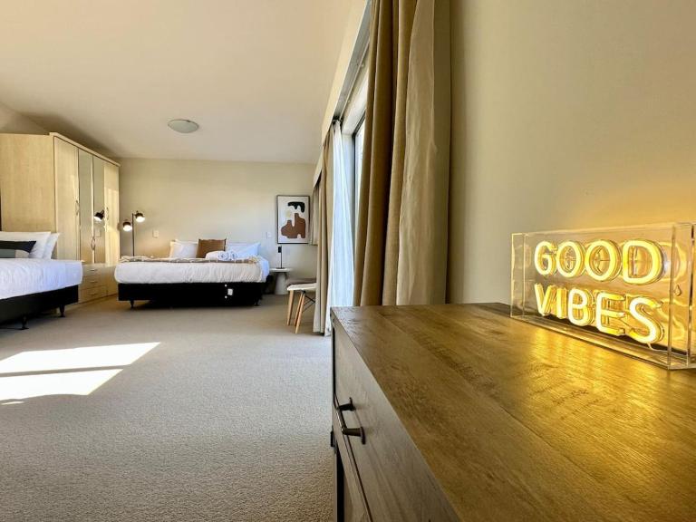Tranquil Retreat 5 Min to Queenstown - Ferienwohnung Queenstown