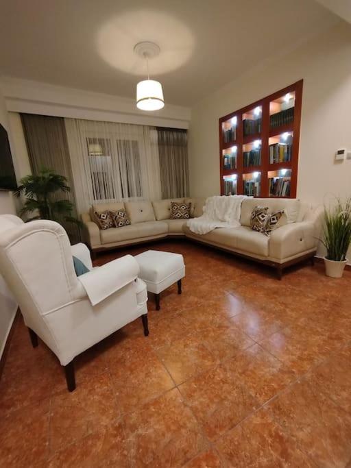 Drama center apartment LidiNata - Chambres d'hôtes Dráma