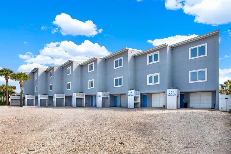 Beach Point Villas Unit E - Ferienwohnung Tybee Island