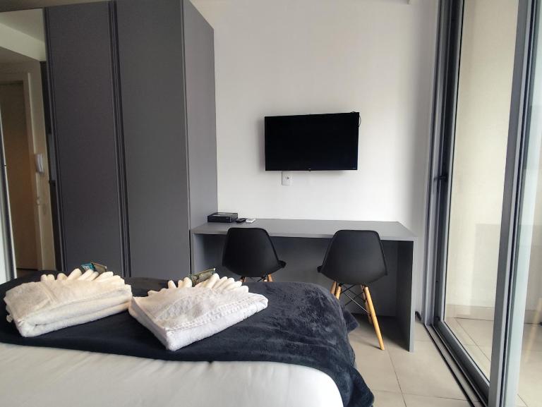 Studio Moema ao lado do Shopping Ibirapuera a 3km do Aeroporto de Congonhas! - Ferienwohnung São Paulo
