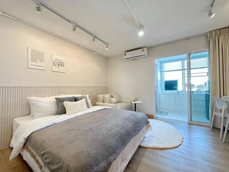 Studio Apartment Nimmanhaemin, Airport, ChiangMai - B&B Chiang Mai