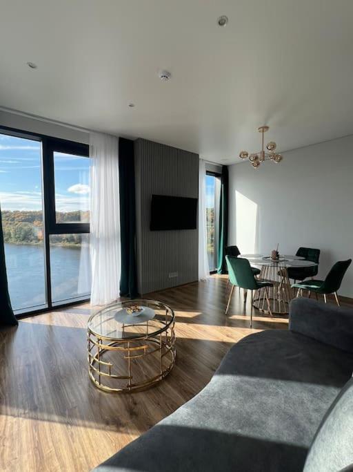 Kaunorama apartamentai prie Žalgirio arenos - B&B Kaunas