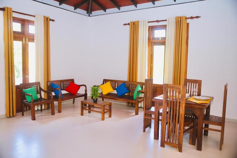 2V Villa - B&B Habaraduwa