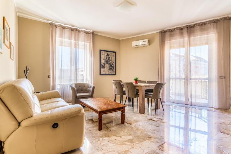 Milano Via Morgantini 5 PAX Wi-Fi - B&B Milano