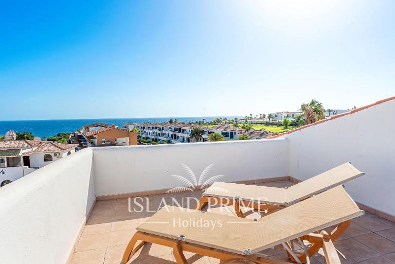 Seaview Roof Terrace in Heated Pool Complex FC736-2xE - Chambres d'hôtes San Miguel De Abona