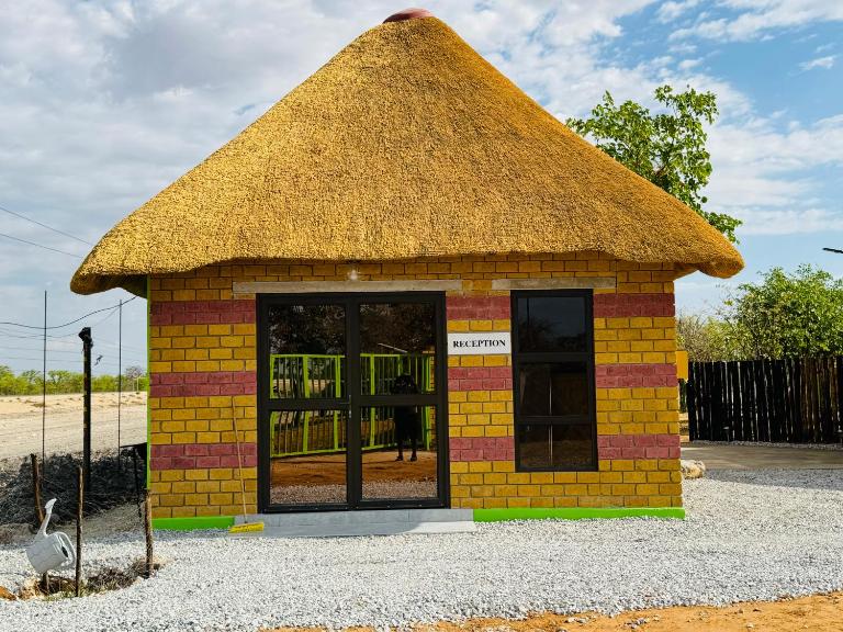 Endambo Hides Lodge - B&B Omakange