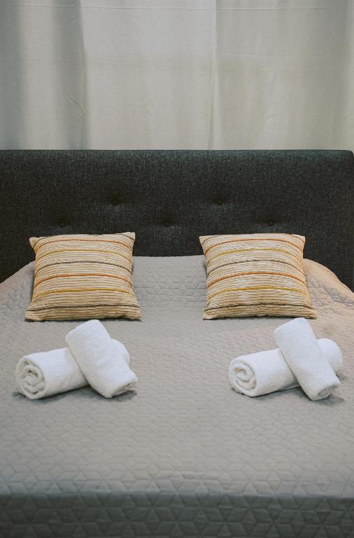 HL Athens - B&B Atenas