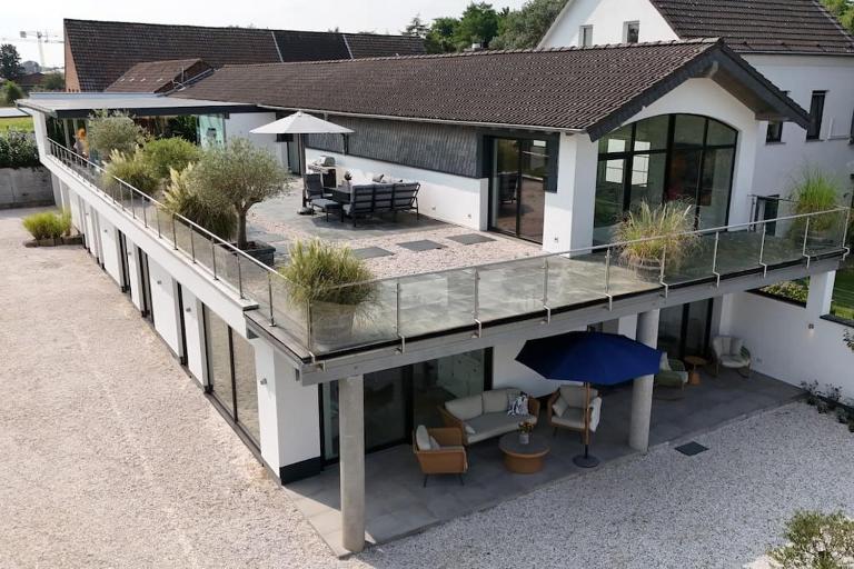 5Season- Luxus-Spa, Bar, Weinkeller, Billard - B&B Leverkusen
