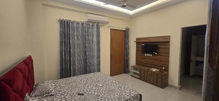 The Jhakhan Nest - Bed and Breakfast Dehradun