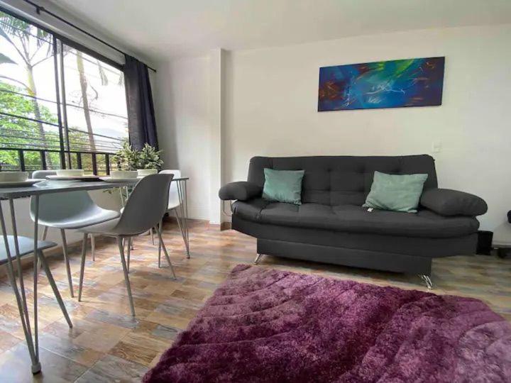 Apartamento en Envigado al Sur de Medellin - B&B Envigado