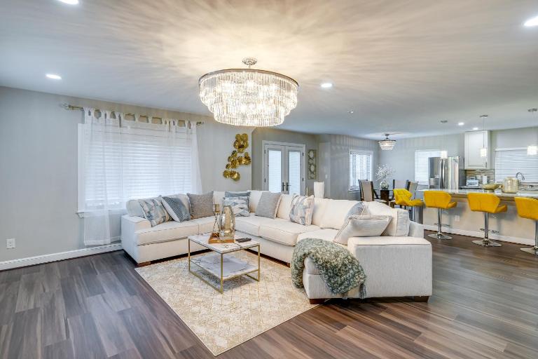 Silver Springs Home: Walk to Downtown! - B&B Silver Spring