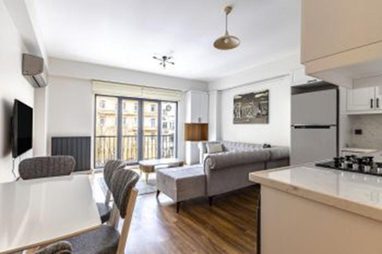 HEARTH OF DOWNTOWN ,LUXURY 1 NEW APARTMENTs - Ferienwohnung Istanbul