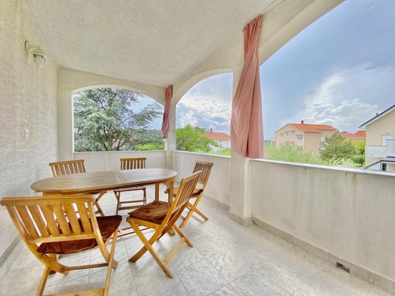 Family Apartments Viva close to the Beach - Ferienwohnung Krk