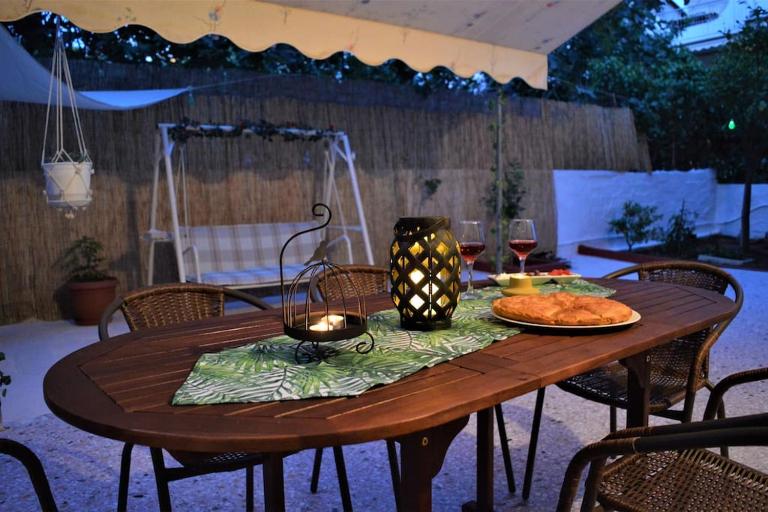 Dolce Casa an athenian residence with private garden - Ferienwohnung Athen