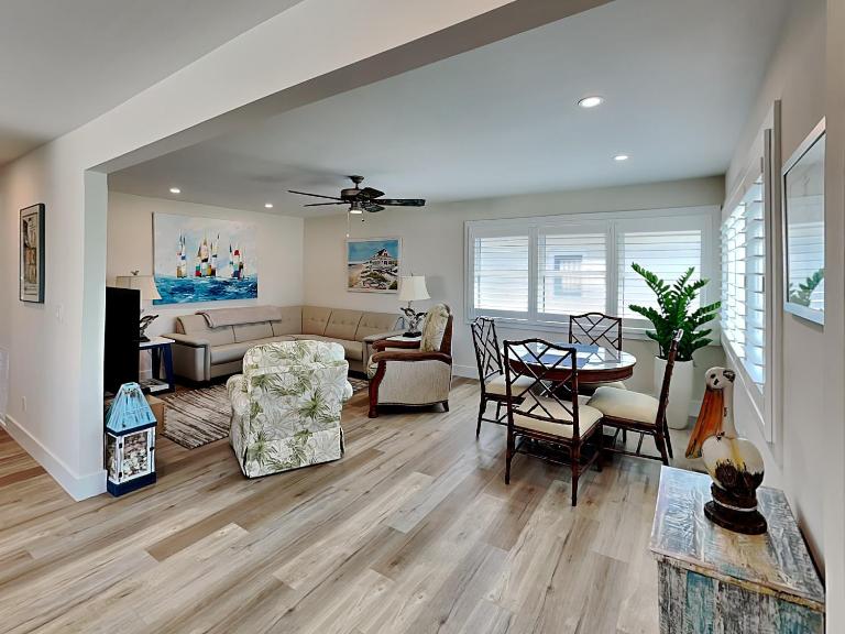 Docs Cottage - Bed and Breakfast Fort Myers Beach