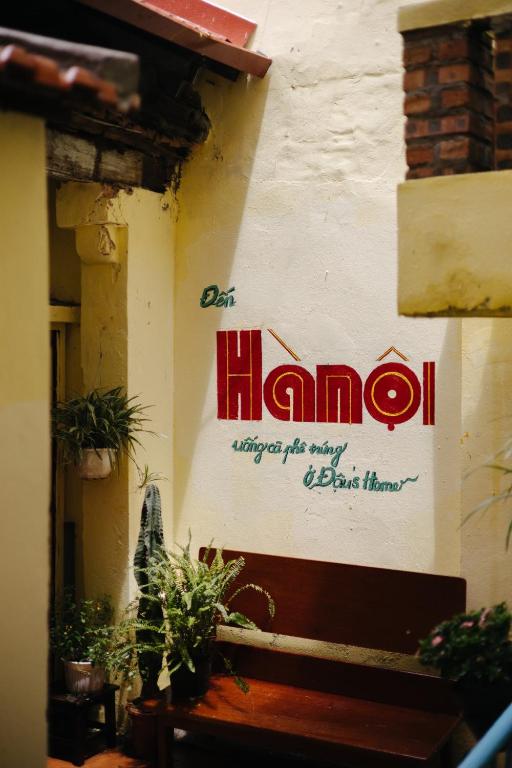 Homestay and Eggcoffee Central Hanoi Old Quarter - Chambres d'hôtes Hanoï