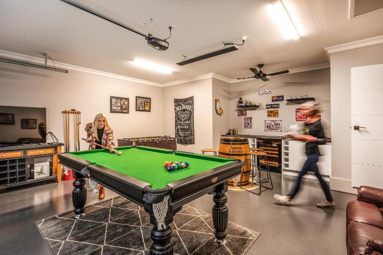 Devan House - An Entertainers' Retreat Close to Town - B&B Mudgee