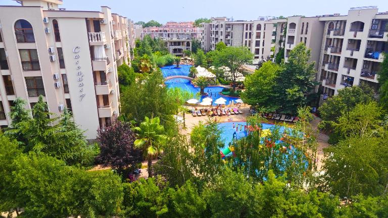 Attractive Family Apartment in Sunny Beach Cascadas Family Resort - B&B Slanchev Bryag