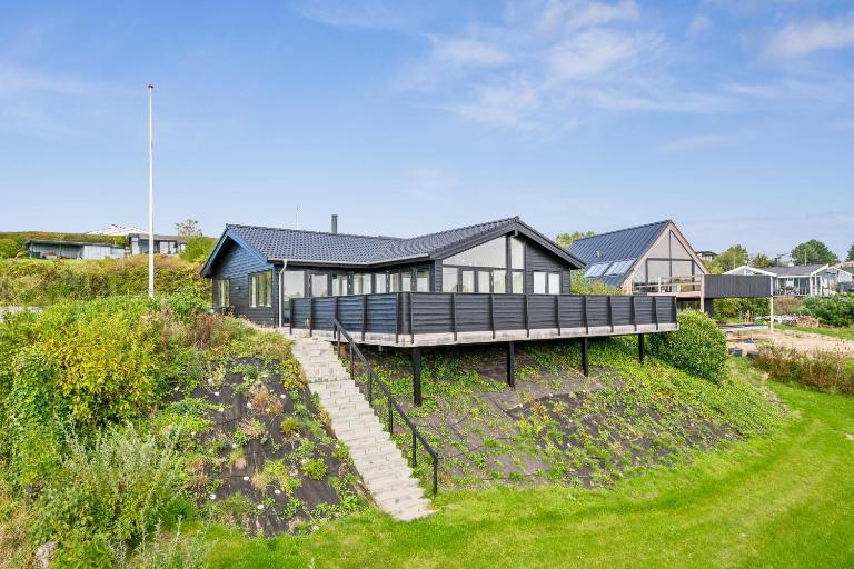 Beautiful Holiday Home With Panoramic Views Enjoy Stunning Nature - B&B Ebeltoft