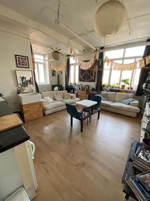 Private Studio Space - B&B Londra
