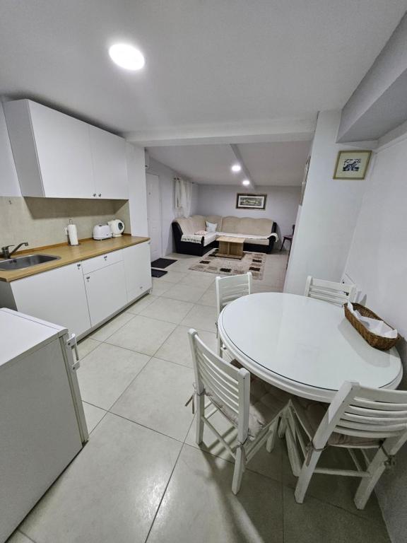 Atina - B&B Žarkovo