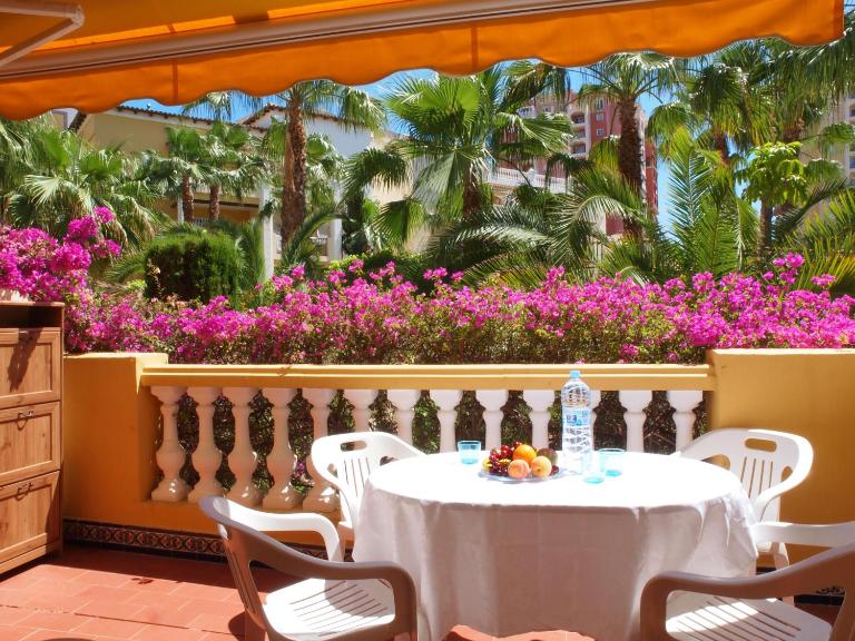 Sunny apartment Aldea Del Mar near the sea - Ferienwohnung Torrevieja