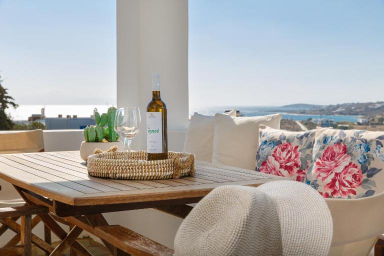 Chloe home - B&B Piso Livadi