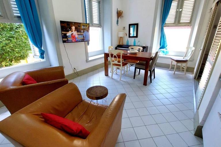Unu, Bright and airy apartment in monumental Otrobanda - Bed and Breakfast Willemstad