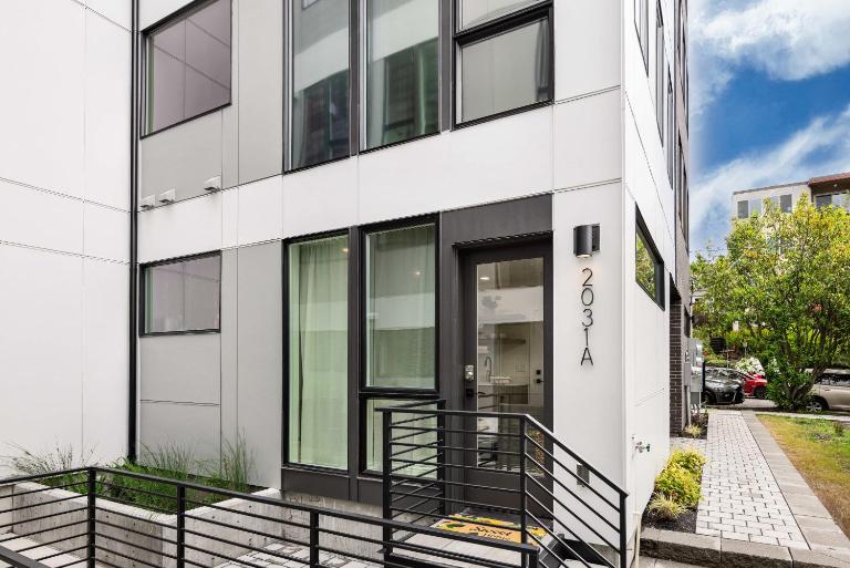 Brand New Eastlake Studio - SLU UW Shops & Eats - Ferienwohnung Seattle