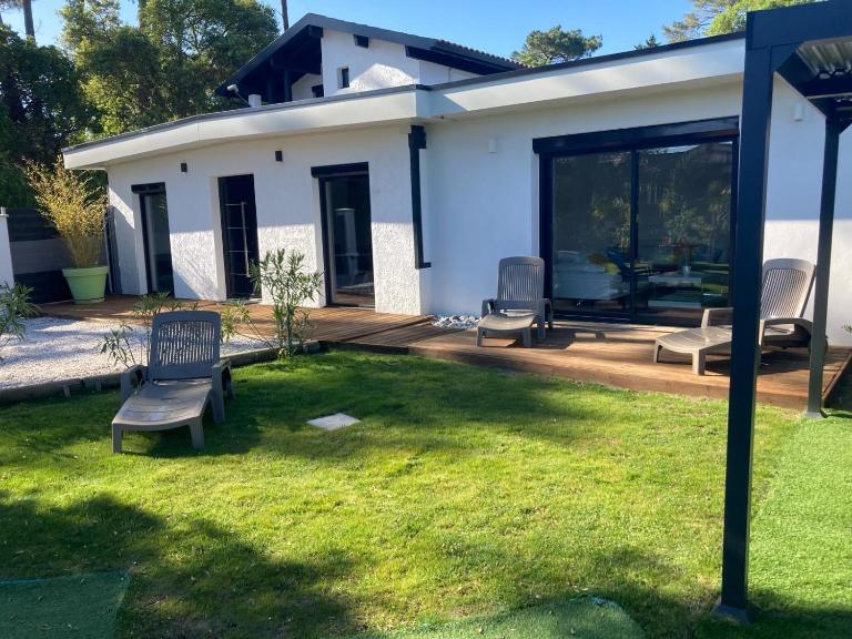 villa bord de mer 400 M de la plage - B&B Labenne