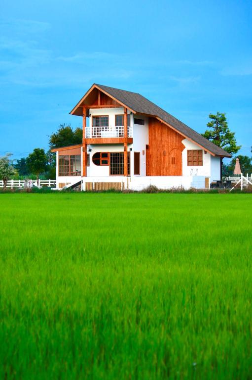 บ้านเติมฝัน พูลวิลล่า สุพรรณบุรี - B&B Ban Nong Plong