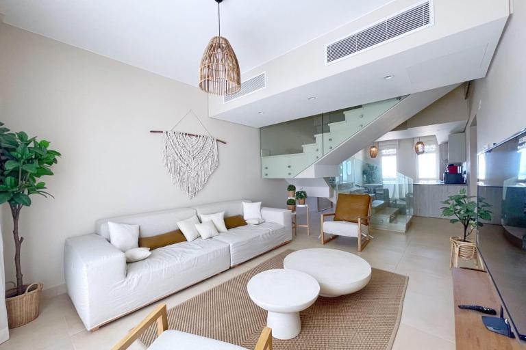 Embellished 2BDR Penthouse Mangroovy Free Pool & Beach - Chambres d'hôtes Hurghada