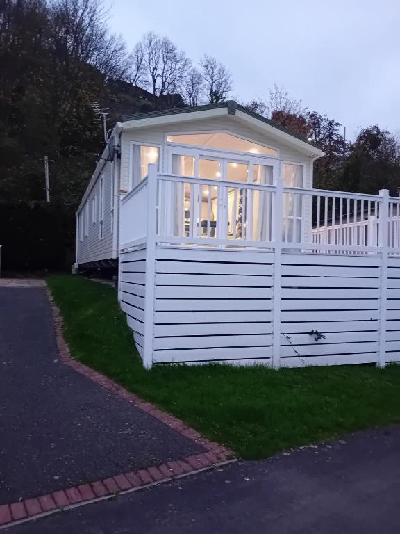 Newquay Haven caravan 42x14 with Ocean Views - Ferienwohnung New Quay