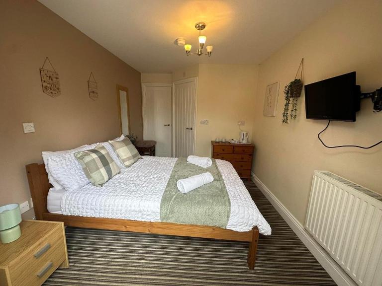 Courtyard Rooms 1-Bed Studio Sleeps 2 Pets Ok - Bed and Breakfast Northallerton