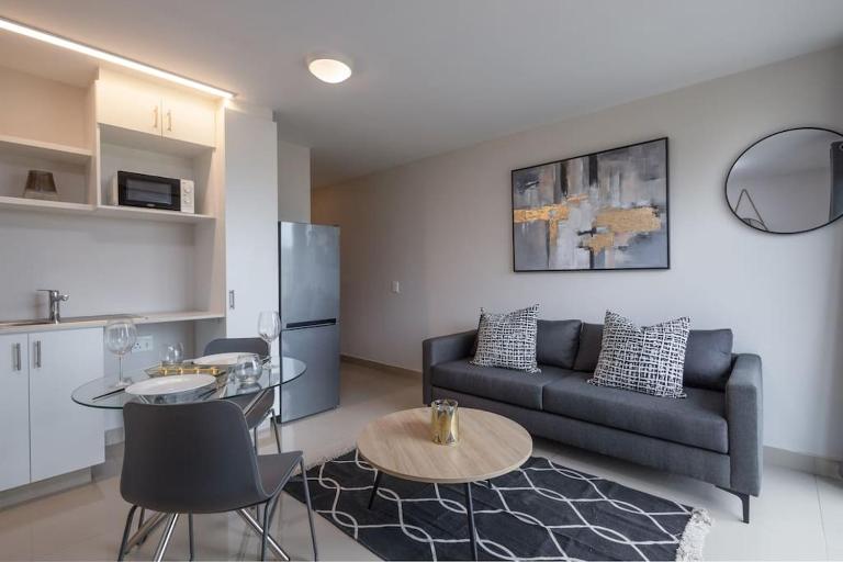 Stylish 1 bed at brand new Millennial Umhlanga NP - B&B Durban