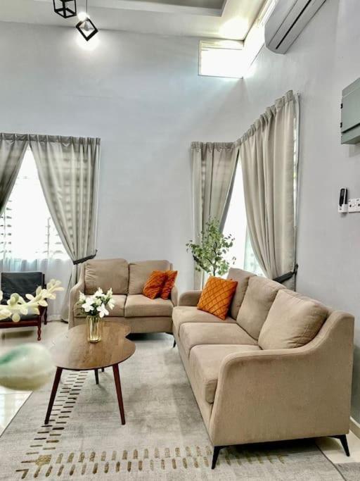Ruma10 Homestay - Ferienwohnung Kampung Bukit Katil