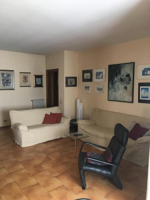 Viale Ancona by Ospitaci - B&B Foligno
