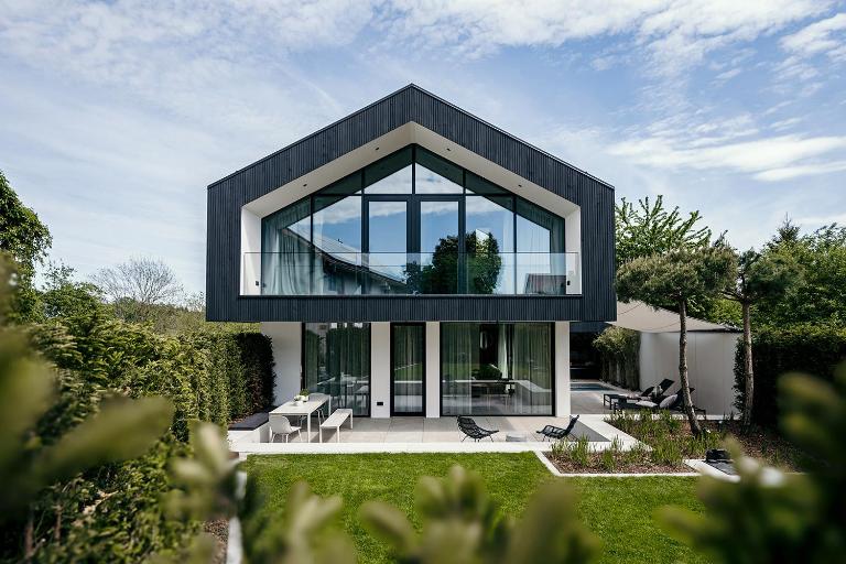 Schwarzkobel Privatlodge - B&B Windorf