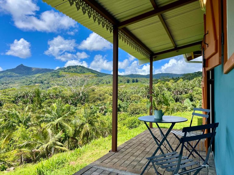 La Vieille Cheminée, Tropical Farm & Eco-Lodges - B&B Chamarel