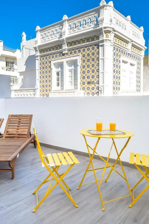 Casa Maia- Spacious apartment with outdoor terraces - Ferienwohnung Olhão